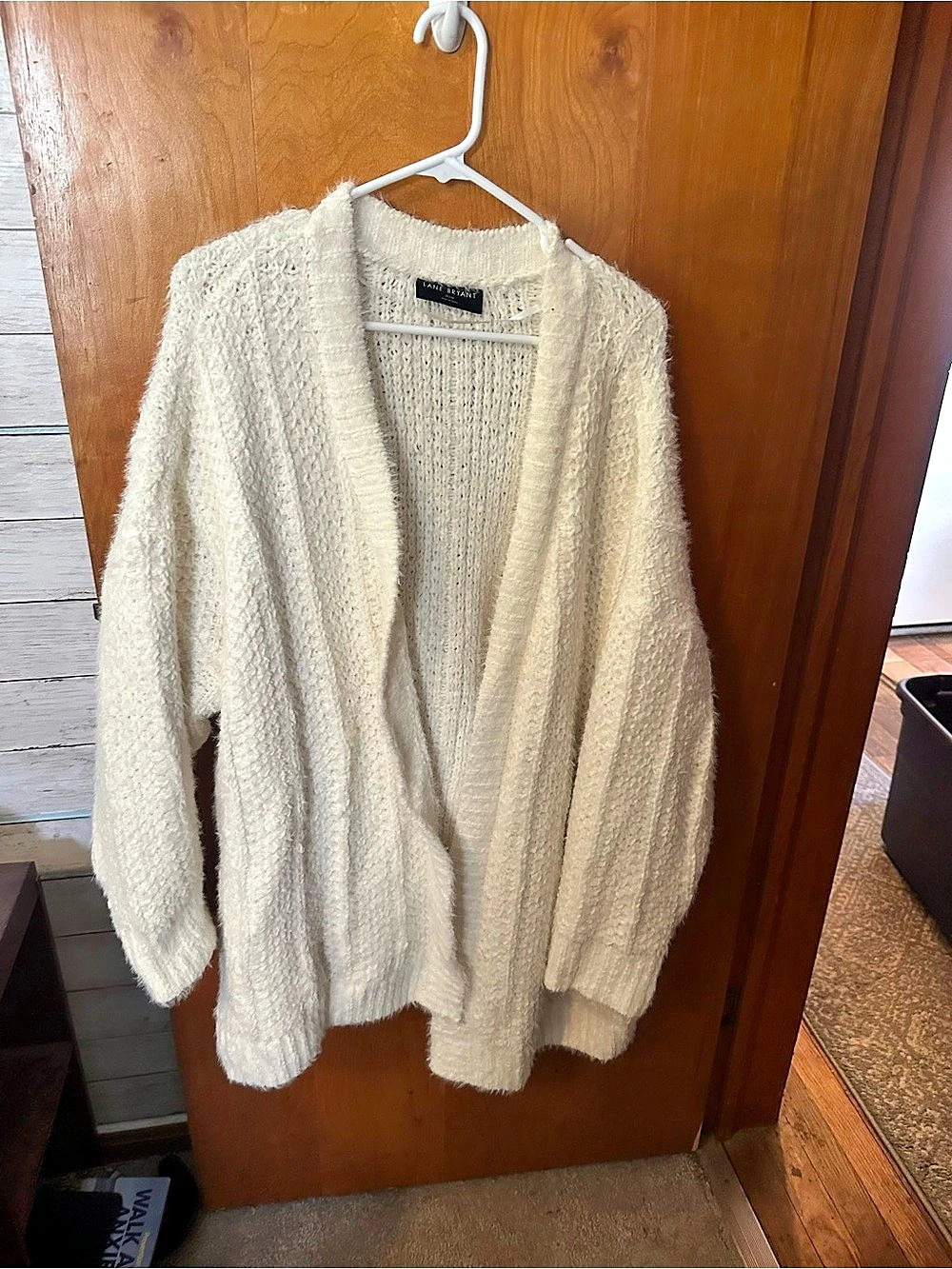 Fuzzy Knit Cardigan in Cream Size 26/28w